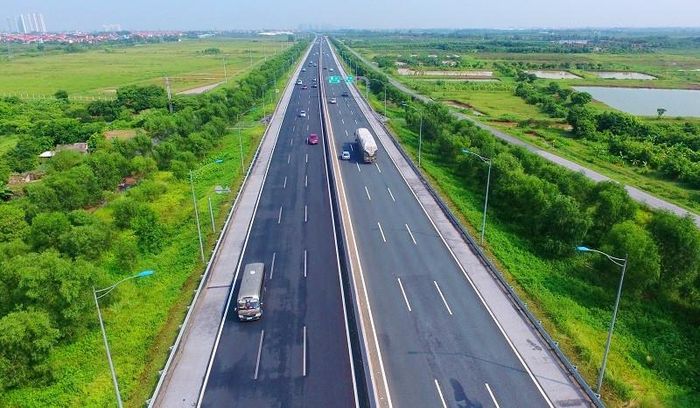 Chính phủ yêu cầu khẩn trương tháo gỡ các dự án trọng điểm quốc gia như đường sắt đô thị Hà Nội và thành phố Hồ Chí Minh, các tuyến đường sắt kết nối, một số đoạn thuộc tuyến đường sắt tốc độ cao Bắc – Nam. Ảnh minh họa: PV