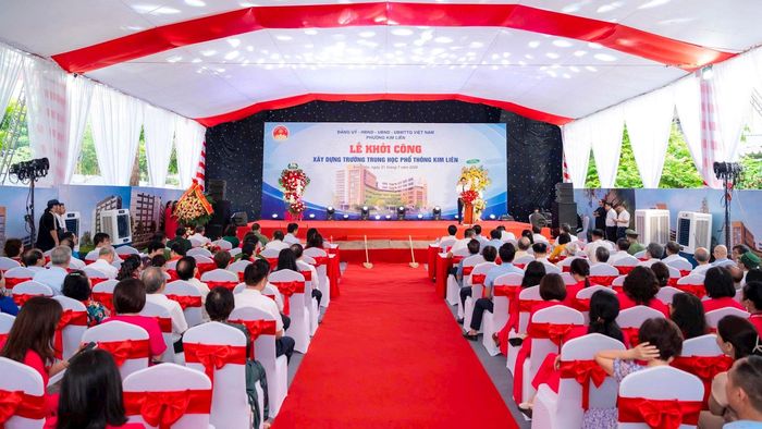 Quang cảnh lễ khởi công. Ảnh: KL