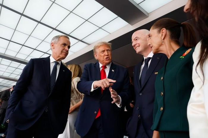 Từ trái sang phải: Thủ tướng Canada Mark Carney, Tổng thống Mỹ Donald Trump, Chủ tịch FIFA Gianni Infantino và Tổng thống Mexico Claudia Sheinbaum tại trận chung kết World Cup 2026. Ảnh: FIFA, Getty Images
