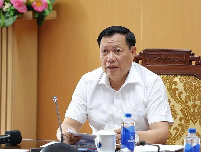 Thứ trưởng Đỗ Xuân Tuyên phát biểu tại cuộc họp.