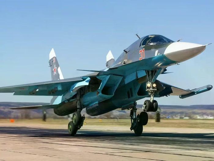 Tạp chí MW kết luận: "Nga dự kiến sẽ tiếp tục mua oanh tạc cơ Su-34 với quy mô lớn hơn nhiều so với các máy bay chiến đấu thế hệ thứ tư khác, nhưng điều cần lưu ý ở chỗ sản lượng tiêm kích tàng hình thế hệ thứ năm Su-57 Felon dự kiến cũng sẽ đạt mức tương tự".