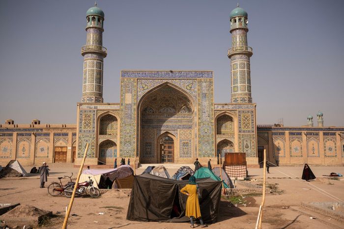  Đại Thánh đường Hồi giáo ở Herat, Afghanistan. Ảnh: New York Times. 