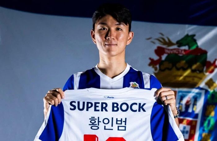  Hwang In-beom gia nhập Porto. 