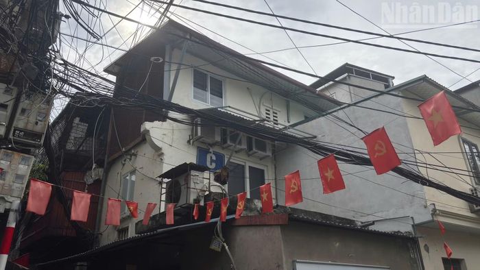 Cải tạo khu tập thể Trương Định là một trong những dự án nằm trong chương trình cải tạo, xây dựng lại các khu chung cư cũ của Hà Nội. Đây không chỉ là giải pháp thay thế những công trình đã hết niên hạn sử dụng mà còn góp phần khai thác hiệu quả quỹ đất nội đô, nâng cao chất lượng hạ tầng và xây dựng môi trường sống an toàn, văn minh.