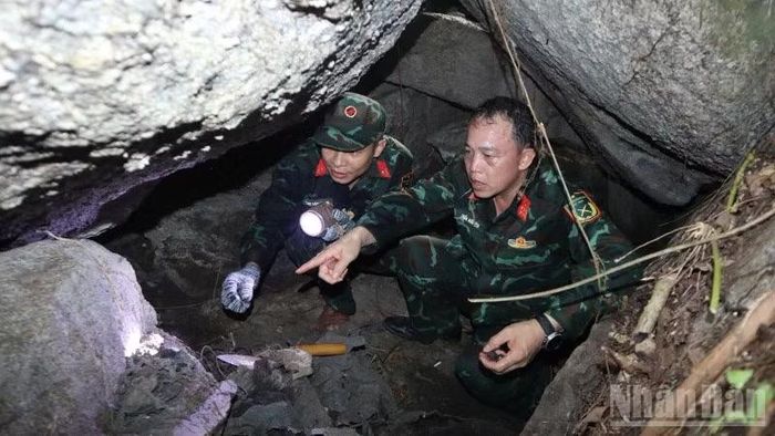 Vị trí tìm thấy hài cốt liệt sĩ thứ 8 tại Hang Đá Sập
