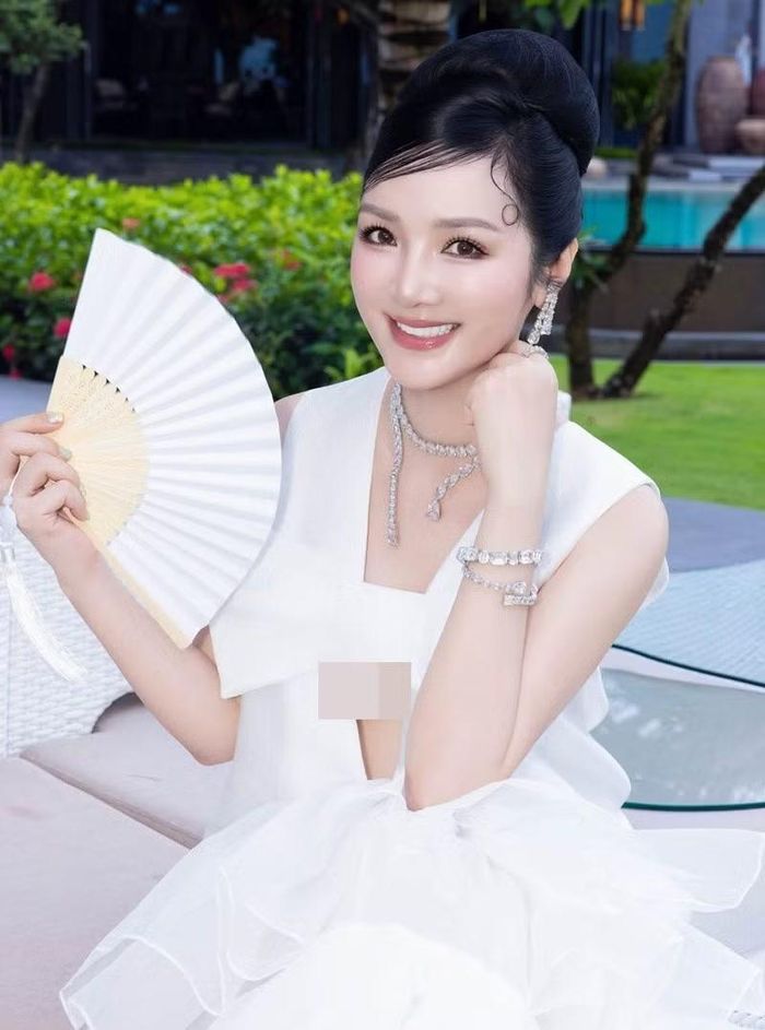 Giáng My gợi cảm, trẻ trung. Ảnh: FB Giáng My.