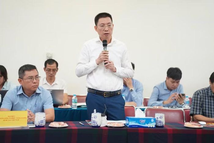 Ông Mai Tuấn Đạt, Phó Tổng Giám đốc Tổng Công ty Lọc hóa dầu Việt Nam (BSR) phát biểu tại tọa đàm.