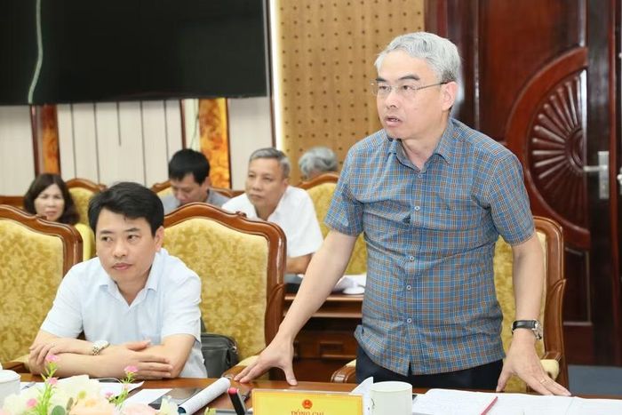 Ông Phạm Đồng Thụy - Giám đốc Sở GD&ĐT phát biểu tại cuộc họp. Ảnh: Tất Đạt