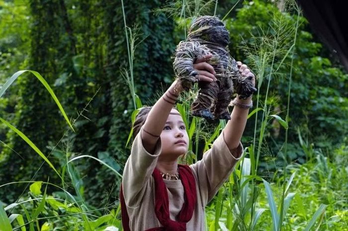Diễn viên Kaylee Hottle trong Godzilla vs. Kong.