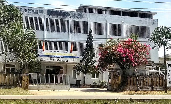Công trình dự án Trung tâm Phòng chống HIV/AIDS tại Huế hơn 10 năm đầu tư vẫn chưa quyết toán vốn xây dựng.