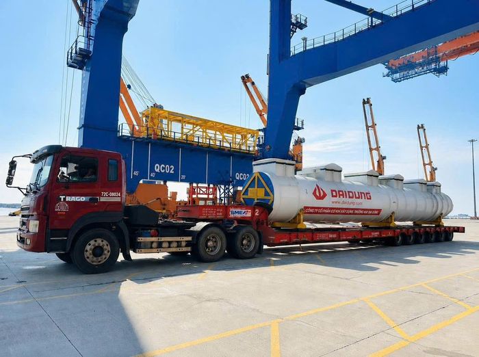 Các sản phẩm thiết bị, cơ khí chế tạo kích thước lớn được chế tạo và kiểm soát chất lượng chặt chẽ tại hệ thống nhà máy Tập đoàn Đại Dũng đáp ứng các tiêu chuẩn của thị trường Hoa Kỳ