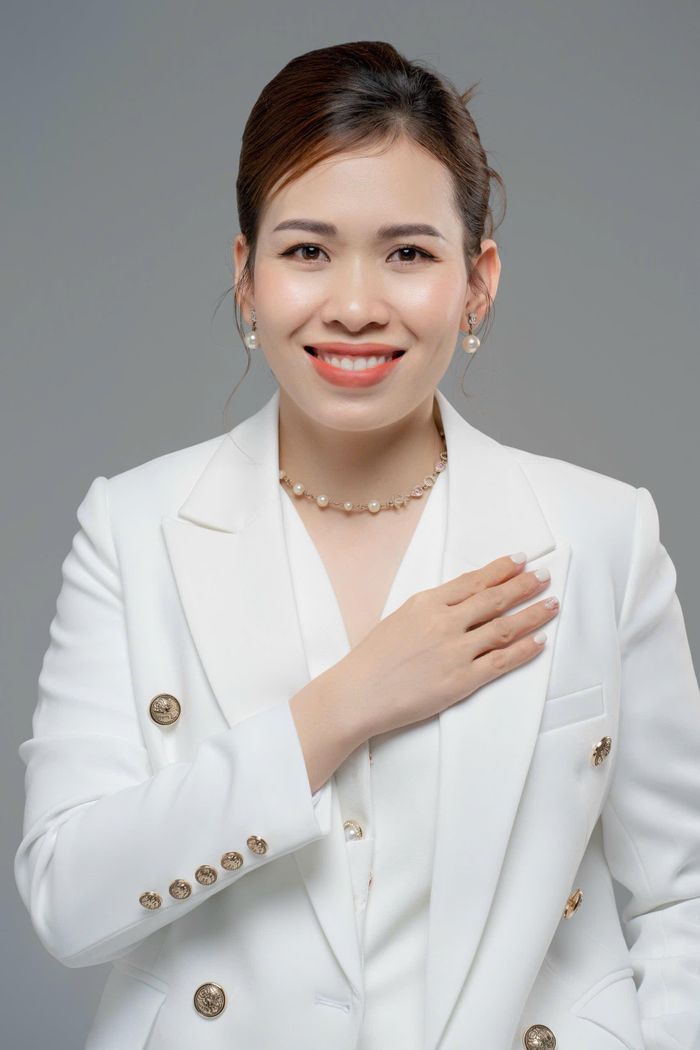 Bà Cao Thị Mẫu, CEO Saltech - 13 năm trong ngành Google Ads, cho rằng chiến lược sử dụng AI sẽ là yếu tố quyết định của agency trong tương lai gần