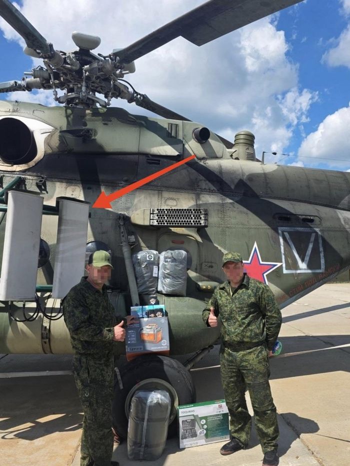 Trực thăng Mi-8 của Nga cùng hệ thống tác chiến điện tử chưa từng xuất hiện trước đây. Ảnh: Kirill Fedorov/militarnyi.com