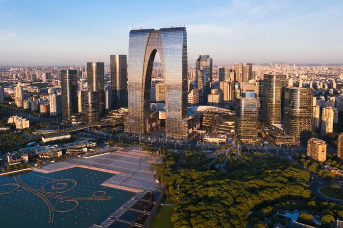 Cổng Phương Đông – biểu tượng của KCN Tô Châu, Trung Quốc. Nguồn: Shutterstock