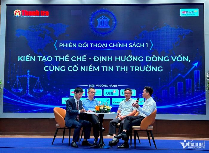 Các chuyên gia chia sẻ tại hội thảo “Khơi thông nguồn vốn cho thị trường bất động sản bền vững” do Báo Thanh tra tổ chức sáng 22/7. Ảnh: Nguyễn Lê