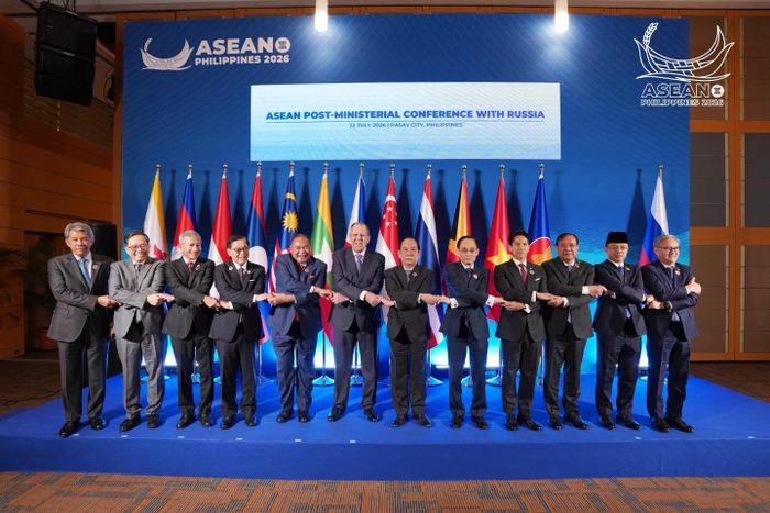 Bộ trưởng Ngoại giao Nga Sergei Lavrov và Bộ trưởng Ngoại giao các nước ASEAN. Ảnh: ASEAN 2026