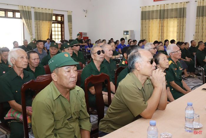 Các thương, bệnh binh tại trung tâm.