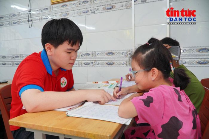 Em Nguyễn Hoài Ân, tân học sinh Trường Phổ thông Năng khiếu (Đại học Quốc gia TP Hồ Chí Minh), xem việc tham gia lớp học hè là một trải nghiệm ý nghĩa trước khi bước vào năm học mới.