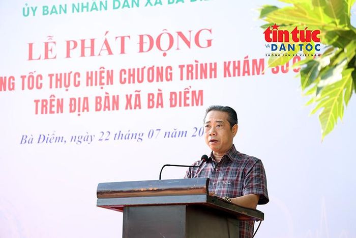 Ông Nguyễn Anh Tuấn, Bí thư Đảng ủy, Chủ tịch HĐND xã Bà Điểm phát biểu.