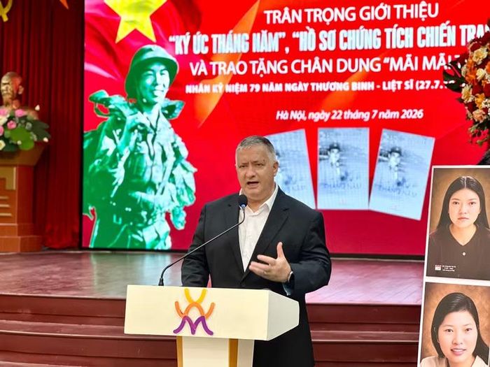 Ông Stephen Maxner phát biểu tại sự kiện. Ảnh: Thanh Hằng