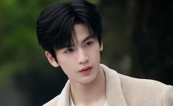 Trương Lăng Hách được cho là sẽ đảm nhận vai chính trong dự án cổ trang Thích Đường. Ảnh: Weibo