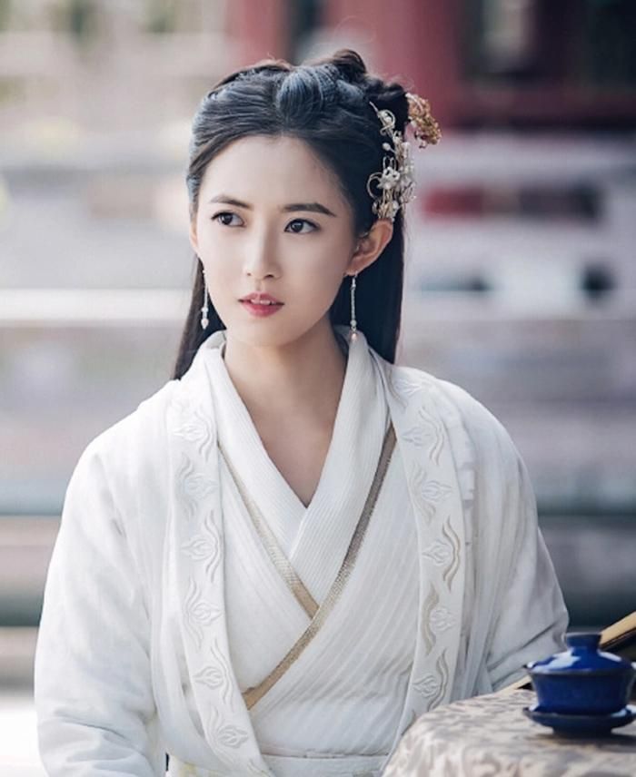 Trong Kim Dung, Triệu Mẫn là bậc thầy mưu lược và thao túng tâm lý.