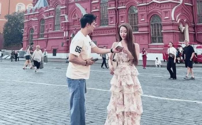 Sau nhiều năm vướng tin đồn, Quỳnh Nga và Việt Anh chính thức xác nhận hẹn hò và thoải mái chia sẻ khoảnh khắc ngọt ngào. Ảnh: FBNV.