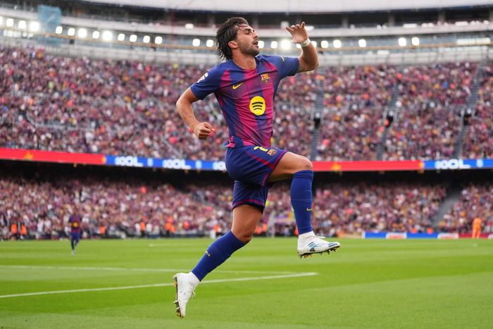 Ảnh: Alex Caparros/Getty Images