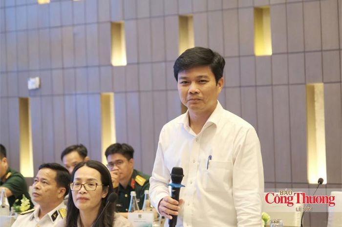 Ông Nguyễn Phú Hùng, Vụ trưởng Vụ Khoa học, Công nghệ và Kỹ thuật, Bộ Khoa học và Công nghệ phát biểu tại hội thảo.