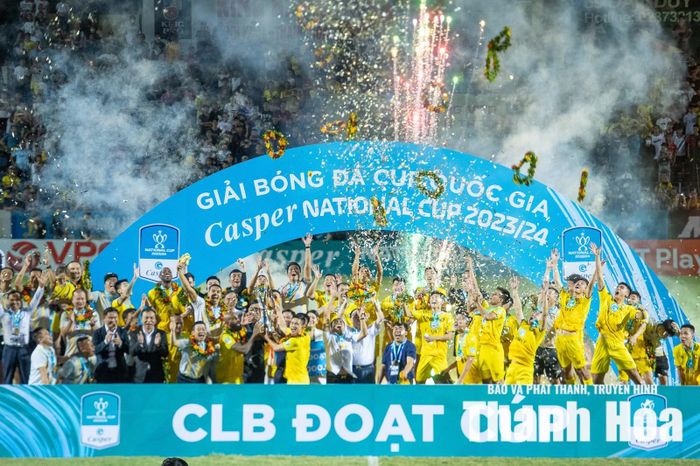 CLB Đông Á Thanh Hóa đoạt Cúp Quốc gia mùa giải 2023/2024.