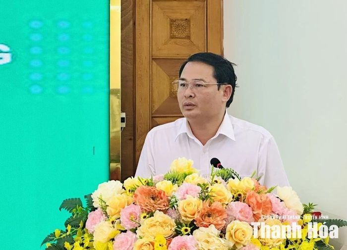 Phó Chủ tịch UBND xã Thọ Xuân Lê Văn Hoàn phát biểu tại lễ chi trả bảo an tín dụng.