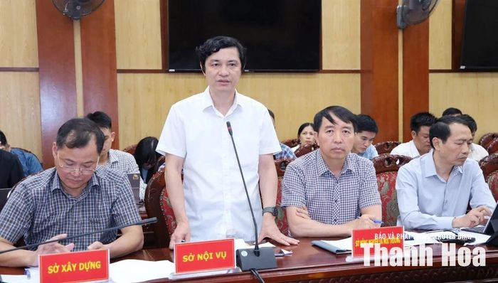 Đại diện lãnh đạo Sở Nội vụ thông tin về vụ tai nạn lao động xảy ra tại trang trại chăn nuôi của Công ty TNHH DABACO Thanh Hóa.