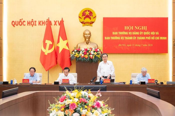 Chủ tịch Quốc hội Trần Thanh Mẫn chủ trì Hội nghị Ban Thường vụ Đảng ủy Quốc hội và Ban Thường vụ Thành ủy Thành phố Hồ Chí Minh về dự án Luật Phát triển đô thị - Ảnh: Cổng thông tin điện tử Quốc hội.