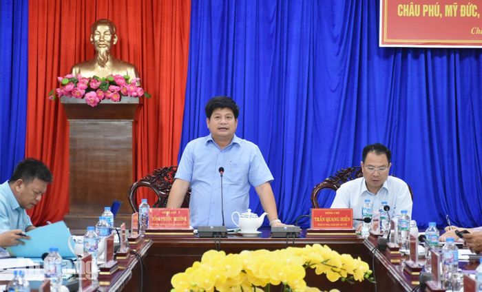 Trưởng Ban Tuyên giáo và Dân vận Tỉnh ủy An Giang Tống Phước Trường kết luận buổi làm việc.