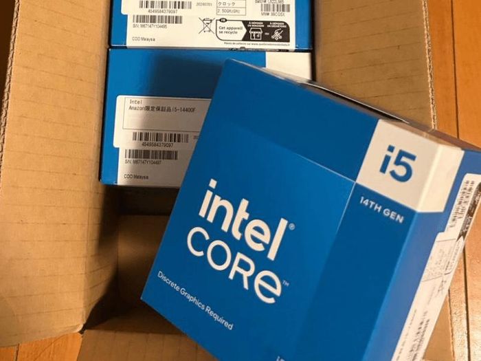 Một khách hàng Amazon tại Nhật Bản đã nhận được 5 CPU thay vì 1 như đơn đặt hàng.