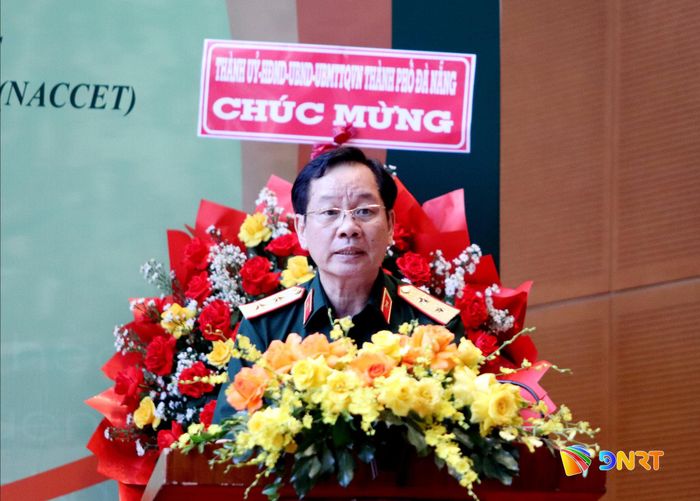 Trung tướng Nguyễn Hữu Chính, Chủ tịch Hội Nạn nhân chất độc da cam/dioxin Việt Nam phát biểu khai mạc. Ảnh: TRỌNG HUY