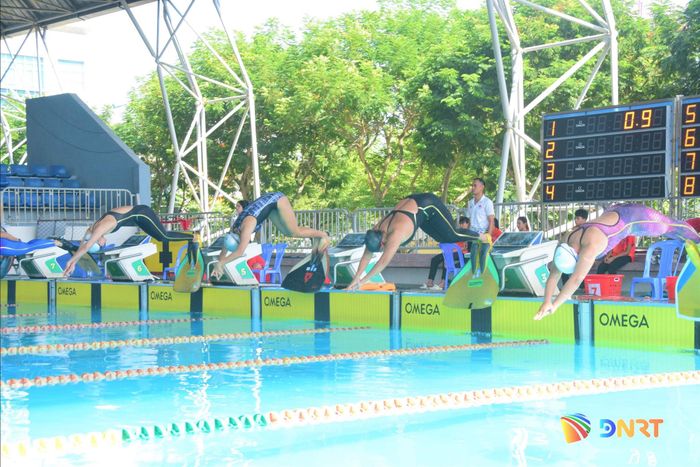 Giải lặn vô địch trẻ quốc gia năm 2026 mang đến những cuộc tranh tài gay cấn. Ảnh: THÀNH DANH