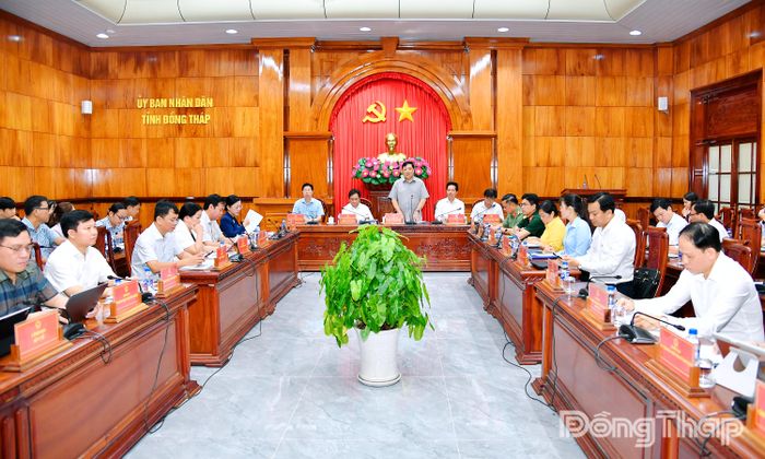 Quang cảnh phiên họp thứ hai.
