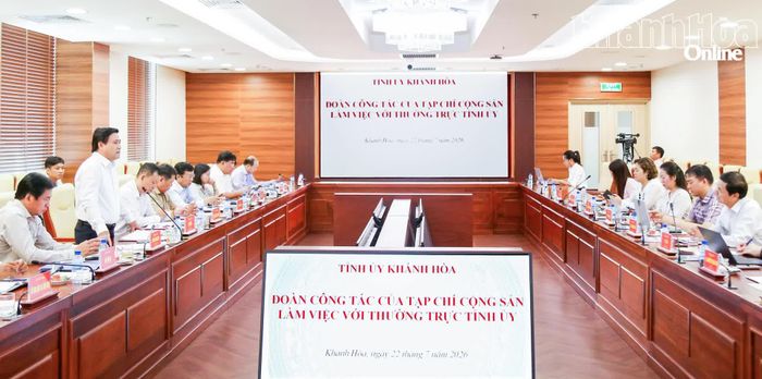 Quang cảnh tại buổi làm việc.