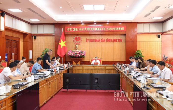 Lãnh đạo UBND xã Bắc Sơn báo cáo kết quả triển khai thực hiện các dự án thuộc Đề án phát triển Làng du lịch cộng đồng Quỳnh Sơn giai đoạn 2026 - 2027