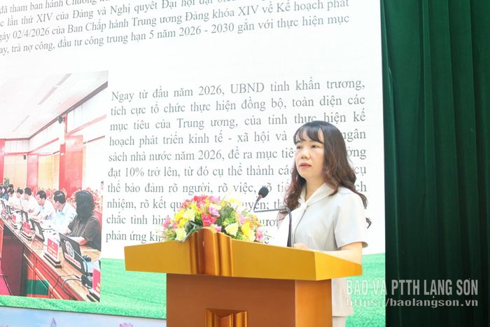 Lãnh đạo Sở Tài chính truyền đạt chuyên đề về triển khai kịch bản tăng trưởng kinh tế hai con số năm 2026 của tỉnh 