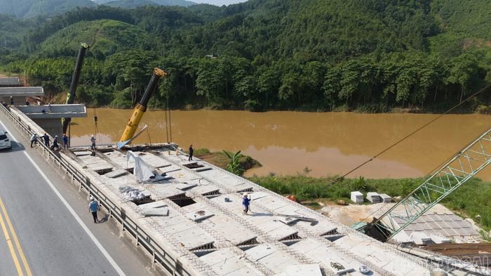 Việc hoàn thành 43 công trình cầu tạo thuận lợi đẩy nhanh thi công nền, mặt đường và các công trình còn lại, hướng tới mục tiêu hoàn thành dự án trong năm 2026.