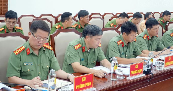 Các đại biểu dự hội nghị.