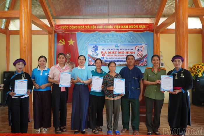 Trao quyết định cho các thành viên.
