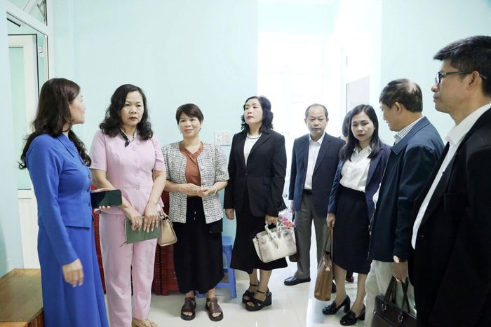 Đoàn khảo sát của HĐND tỉnh Lâm Đồng khảo sát thực tế tại Trung tâm Hỗ trợ phát triển giáo dục hòa nhập Cam Ly