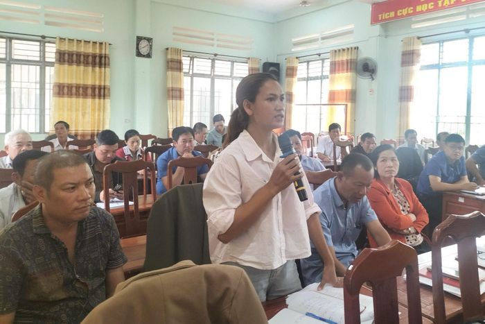 Các đại biểu thảo luận tại hội nghị