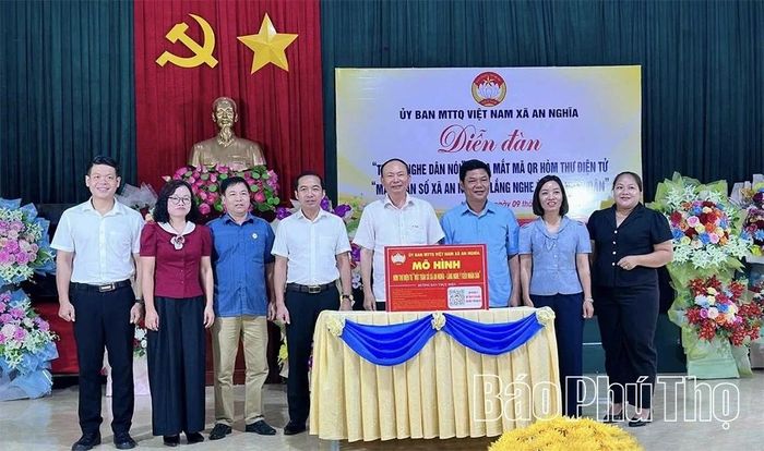 Ủy ban MTTQ xã An Nghĩa triển khai diễn đàn “Lắng nghe dân nói” và ra mắt mã QR hòm thư điện tử “Mặt trận số xã An Nghĩa lắng nghe ý kiến Nhân dân”.