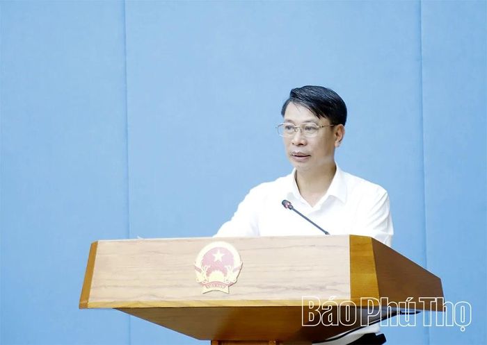 Phó Chủ tịch UBND tỉnh Nguyễn Khắc Hiếu phát biểu chỉ đạo tại hội nghị.