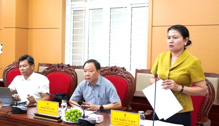 Đồng chí Ly Kiều Vân, Trưởng ban Nội chính Tỉnh ủy phát biểu tại buổi làm việc - Ảnh: H.Tr