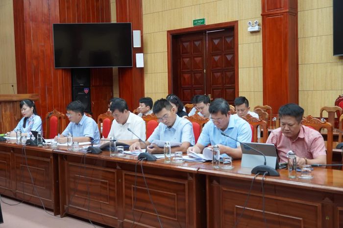 Các đại biểu tham dự buổi làm việc - Ảnh: Đ.A